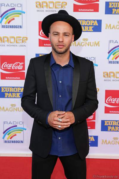 Marlon Roudette auf dem roten Teppich beim Radio Regenbogen Award 2015