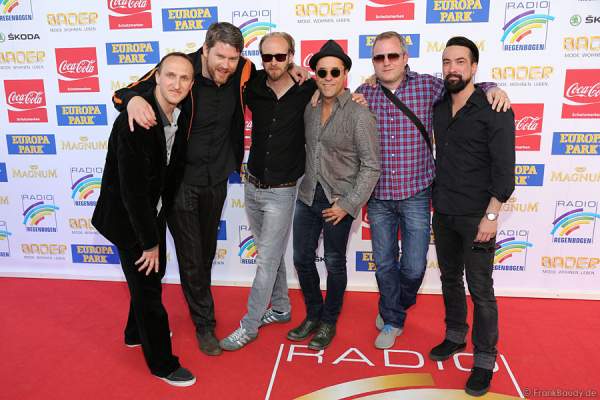 Jan Josef Liefers mit Radio Doria beim Radio Regenbogen Award 2015