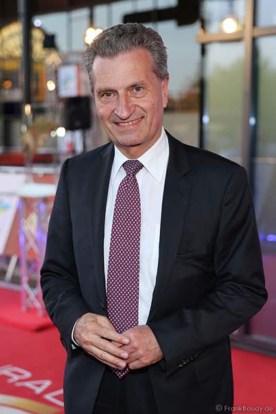 Günther Oettinger beim Radio Regenbogen Award 2015