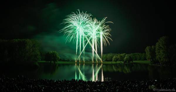 Feuerwerk bei Rhein in Flammen - Bonn 2015