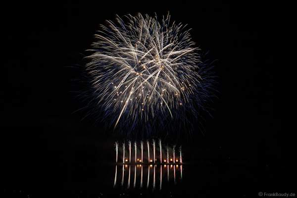 Feuerwerk bei Rhein in Flammen - Bonn 2015
