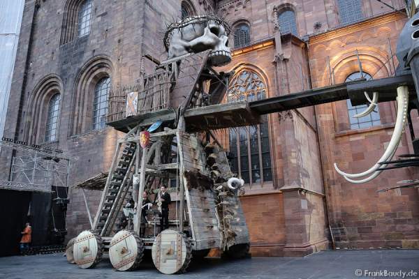 Panzerballett bei Gemetzel - Nibelungen-Festspiele 2015 in Worms