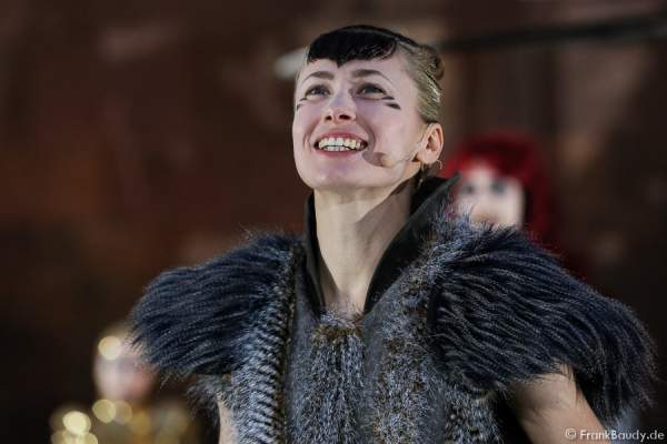 Alina Levshin als Ortlieb bei Gemetzel - Nibelungen-Festspiele 2015 in Worms
