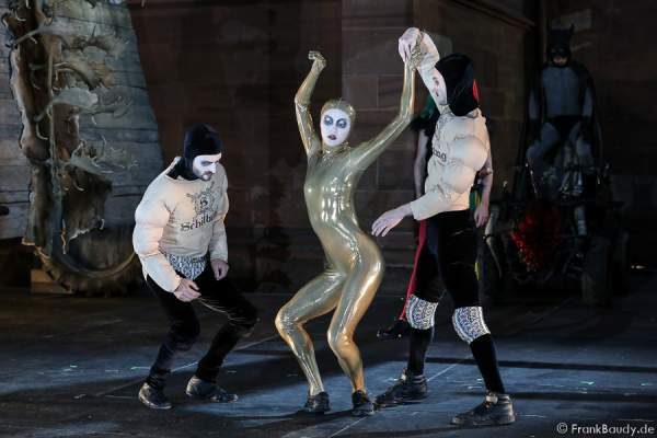 Jesus Capel Luna (Tanz), Chen-Wei Lee (Tanz),Jason Respilieux (Tanz)