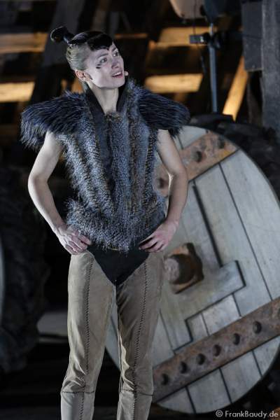 Alina Levshin als Ortlieb bei Gemetzel - Nibelungen-Festspiele 2015 in Worms