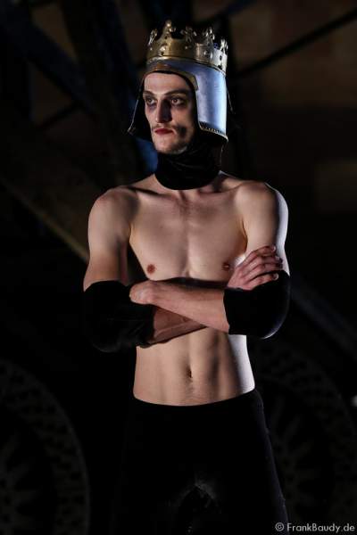 Jason Respilieux als Tänzer bei Gemetzel - Nibelungen-Festspiele 2015 in Worms