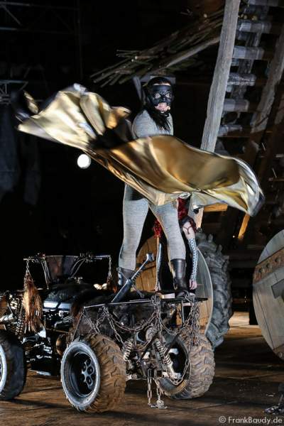 Max Urlacher als Hagen bei Gemetzel - Nibelungen-Festspiele 2015 in Worms