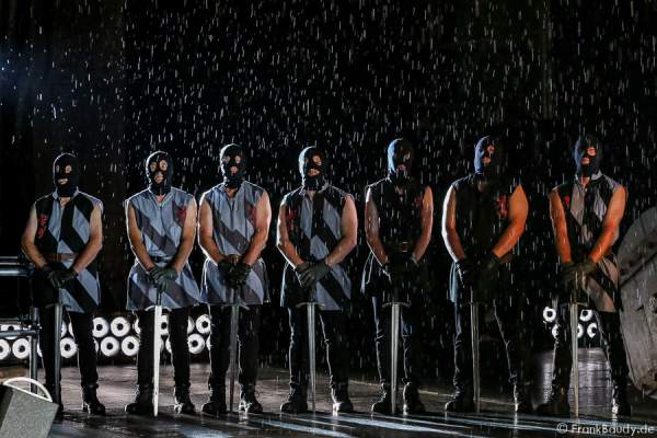 Nibelungen-Festspiele 2015 in Worms mit dem Stück Gemetzel