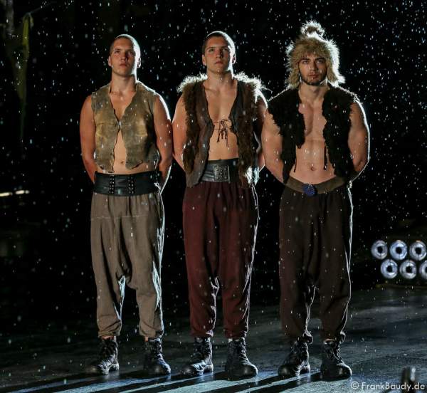 Nibelungen-Festspiele 2015 in Worms mit dem Stück Gemetzel