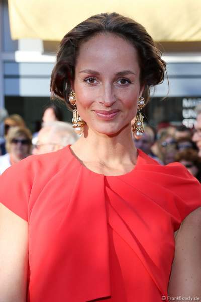 Lara Joy Körner bei der Premiere von Gemetzel - Nibelungen-Festspiele 2015 in Worms