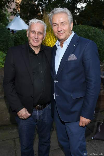 Klaus Wowereit mit Lebenspartner Joern Kubicki bei der Premiere von Gemetzel - Nibelungen-Festspiele 2015 in Worms