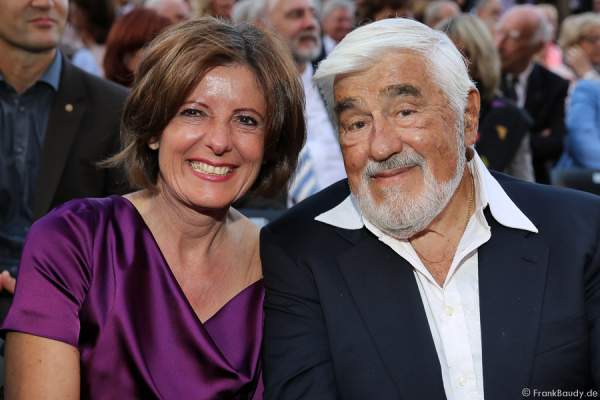 Ministerpräsidentin Malu Dreyer und Mario Adorf bei der Premiere von Gemetzel - Nibelungen-Festspiele 2015 in Worms