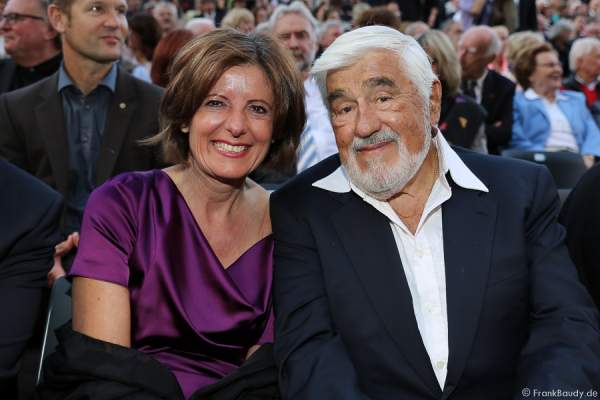 Ministerpräsidentin Malu Dreyer und Mario Adorf bei der Premiere von Gemetzel - Nibelungen-Festspiele 2015 in Worms