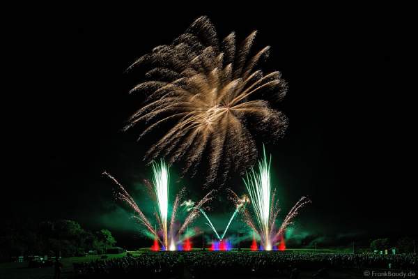 Wasserspiele, Feuerwerk bei Aquatique Show ALSACE - 70 Jahre Frieden - Art et Lumière, Furdenheim 2015