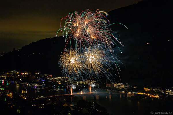 Feuerwerk bei der 3. Heidelberger Schlossbeleuchtung 2015