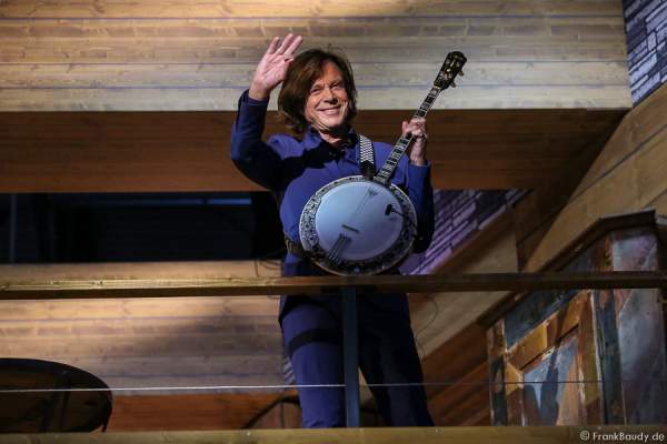 Jürgen Drews mit Banjo bei der Stadlshow 2015 in Offenburg