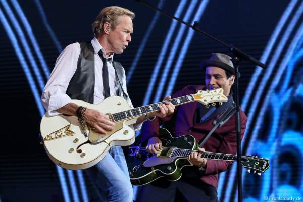 Peter Kraus rockt die Bühne bei der Stadlshow 2015 in Offenburg