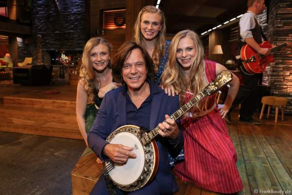 Die Poxrucker Sisters mit Jürgen Drews bei der Stadlshow 2015 in Offenburg