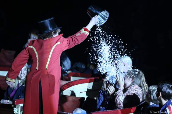 Komiker Sergej Maslennikov bei der Show Salto Vitale des Circus Roncalli
