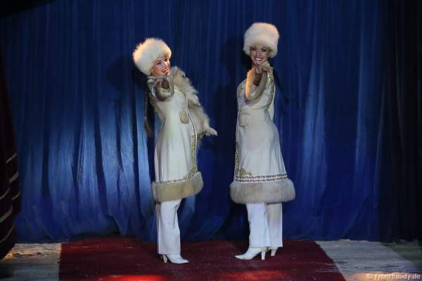 Die Saabel Familie mit ihrer Show Petersburger Schlittenfahrt bei Circus Roncalli-Salto Vitale
