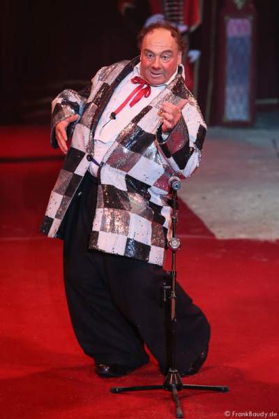 Hector (Maurin) Rossi von Les Rossyann bei der Show Salto Vitale des Circus Roncalli