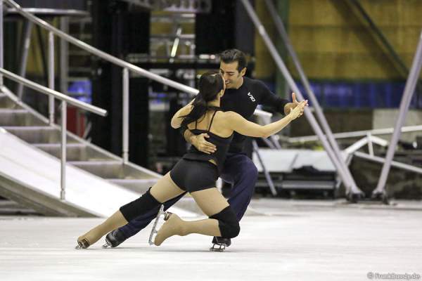 Robin Johnstone und Andy Buchanan beim Paartraining von Holiday on Ice neuester Show BELIEVE