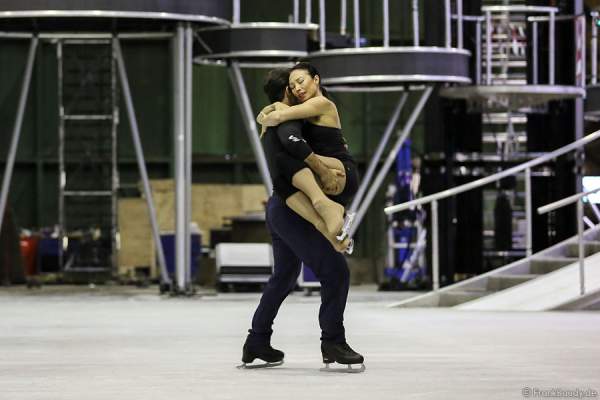Robin Johnstone und Andy Buchanan beim Paartraining von Holiday on Ice neuester Show BELIEVE