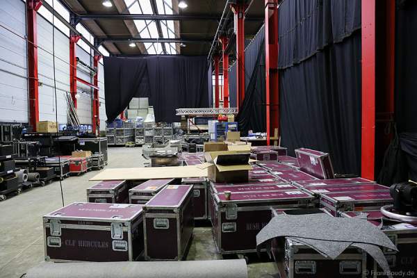 Transportkisten von Holiday on Ice