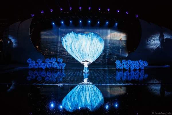 A064_Dubai celebrates the 44th UAE National Day, Spirit of the Union, 2015