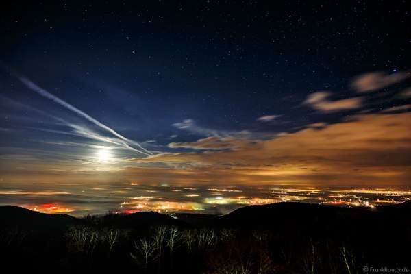 Silvesterfeuerwerk 2015-2016 in der Rheinebene vom Kalmithaus gesehen