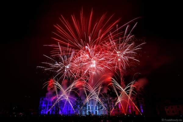 Feuerwerk bei der 900-Jahr-Feier in Haguenau 2015/2016 (Hagenau)