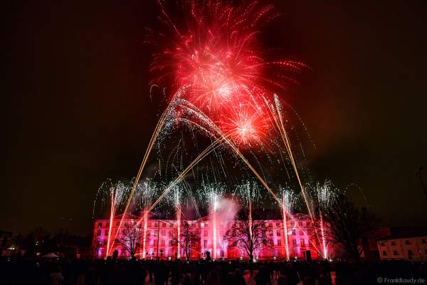 Feuerwerk bei der 900-Jahr-Feier in Haguenau 2015/2016 (Hagenau)