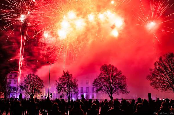 Feuerwerk bei der 900-Jahr-Feier in Haguenau 2015/2016 (Hagenau)