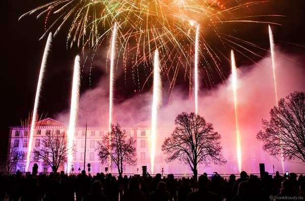 Feuerwerk bei der 900-Jahr-Feier in Haguenau 2015/2016 (Hagenau)