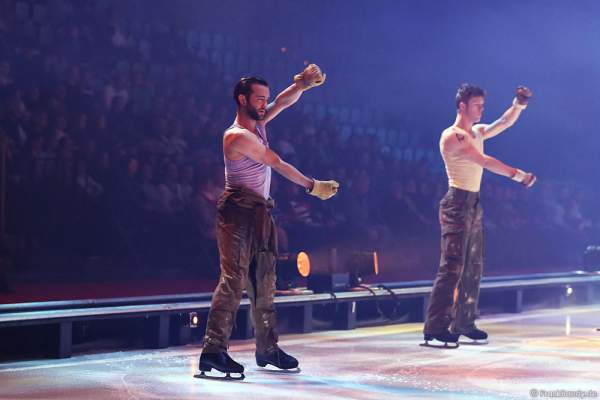 Iain James Robert George bei der Eisshow BELIEVE von Holiday on Ice 2015/2016