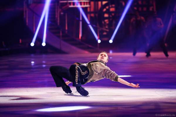 Denis Balandin als Kurt bei der Eisshow BELIEVE von Holiday on Ice 2015/2016
