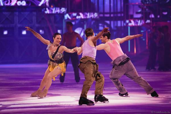 Robin Johnstone als Clarissa bei der Eisshow BELIEVE von Holiday on Ice 2015/2016