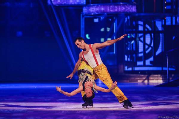 Robin Johnstone als Clarissa und Andrew (Andy) Buchanan als Antonio bei Holiday on Ice Show BELIEVE 2015/2016