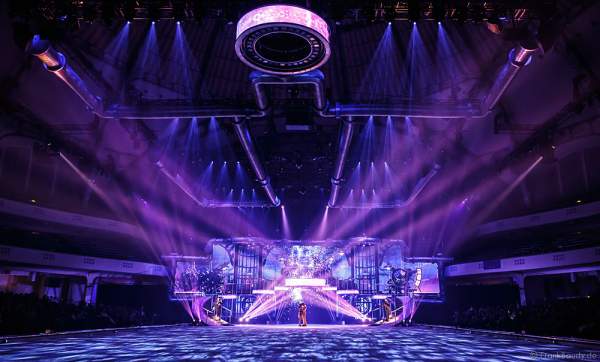 Robin Johnstone, Andrew (Andy) Buchanan und Nica & Joe bei der Eisshow BELIEVE von Holiday on Ice 2015/2016