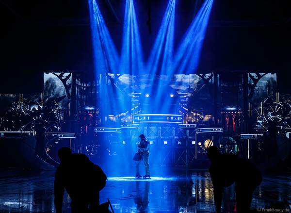 Robin Johnstone und Andrew (Andy) Buchanan bei Holiday on Ice BELIEVE 2015/2016