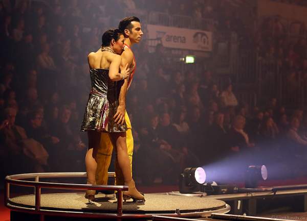 Robin Johnstone und Andrew (Andy) Buchanan bei Holiday on Ice BELIEVE