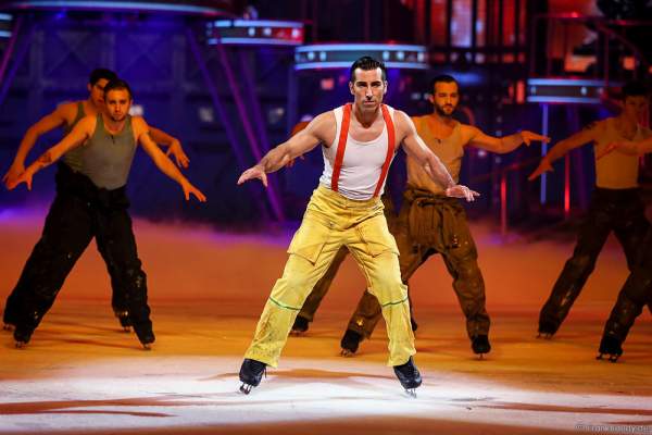 Andrew (Andy) Buchanan bei der Eisshow BELIEVE von Holiday on Ice