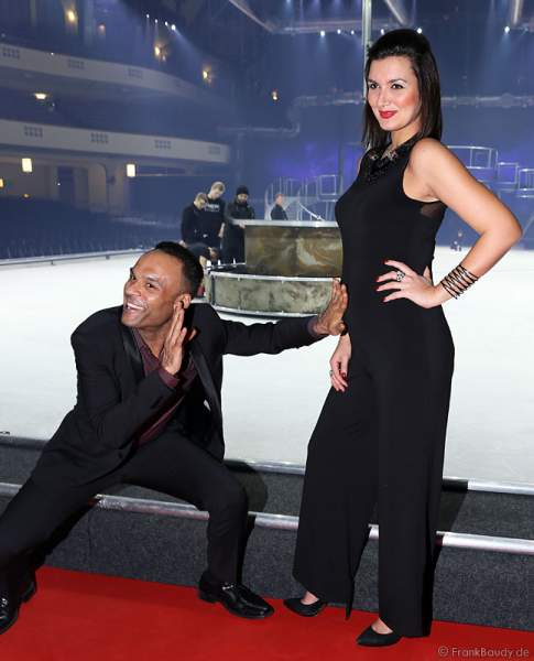Nica & Joe (Veronika Belyavskaya & Joseph Guyton) bei der Holiday on Ice Premiere von BELIEVE 2015/2016