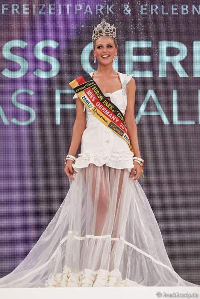Olga Hoffmann, Miss Germany 2015 bei der Miss Germany Wahl 2016 im Europa-Park