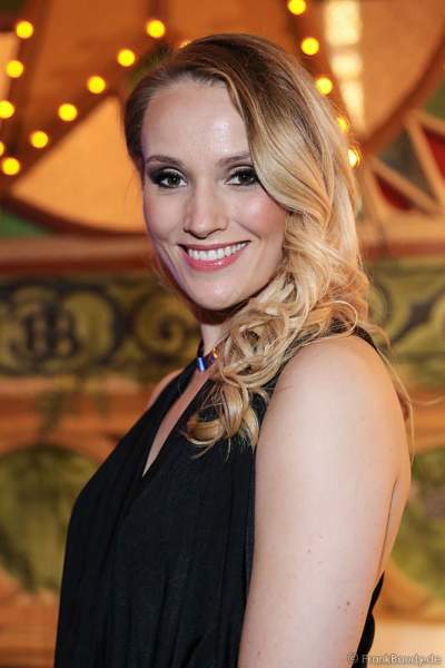 Anna Christiana Hofbauer, Musicalstar & Bachelorette, bei der Miss Germany 2016 Wahl im Europa-Park am 20.02.2016