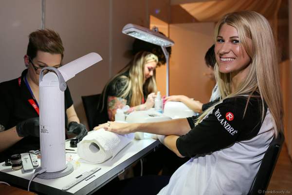 Corinna Faltermeier (Miss Photogenic 2016) Backstage bei den Vorbereitungen zur Miss Germany 2016 Wahl