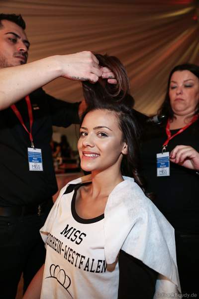 Dalina Staszewski (Miss Nordrhein-Westfalen 2016) Backstage bei den Vorbereitungen zur Miss Germany 2016 Wahl