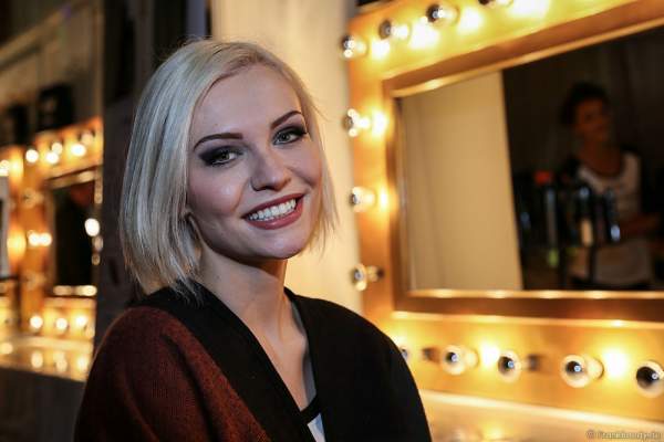 Farina Behm (Miss Sachsen 2016) Backstage bei den Vorbereitungen zur Miss Germany 2016 Wahl