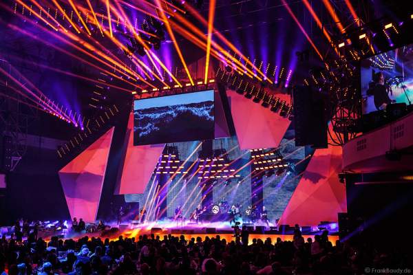 Show-Act Santiano beim PRG LEA 2016 - Live Entertainment Award in der Festhalle in Frankfurt