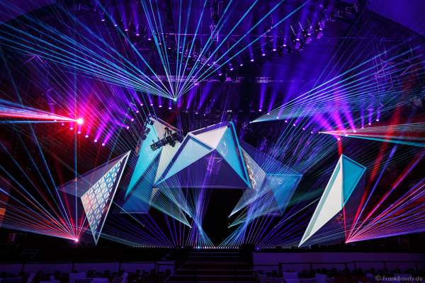 A20 Imposante Demo-Show während der Prolight + Sound 2016 in der Festhalle Frankfurt